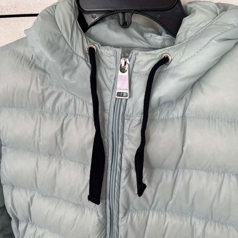Calvin Klein Packable Down Jacket Medium - image 4